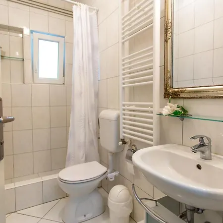 Apartmán Dvorina Srima