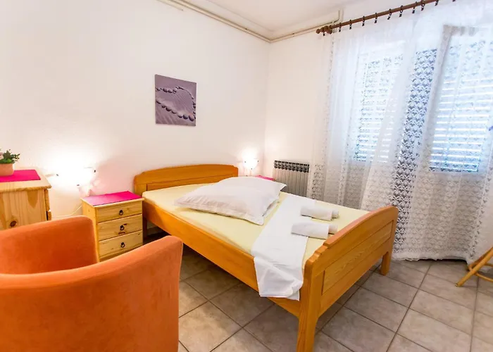 Appartement Dvorina Srima